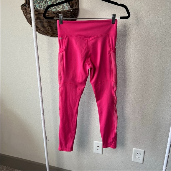 Fabletics Pink Leggings - Picture 2 of 12
